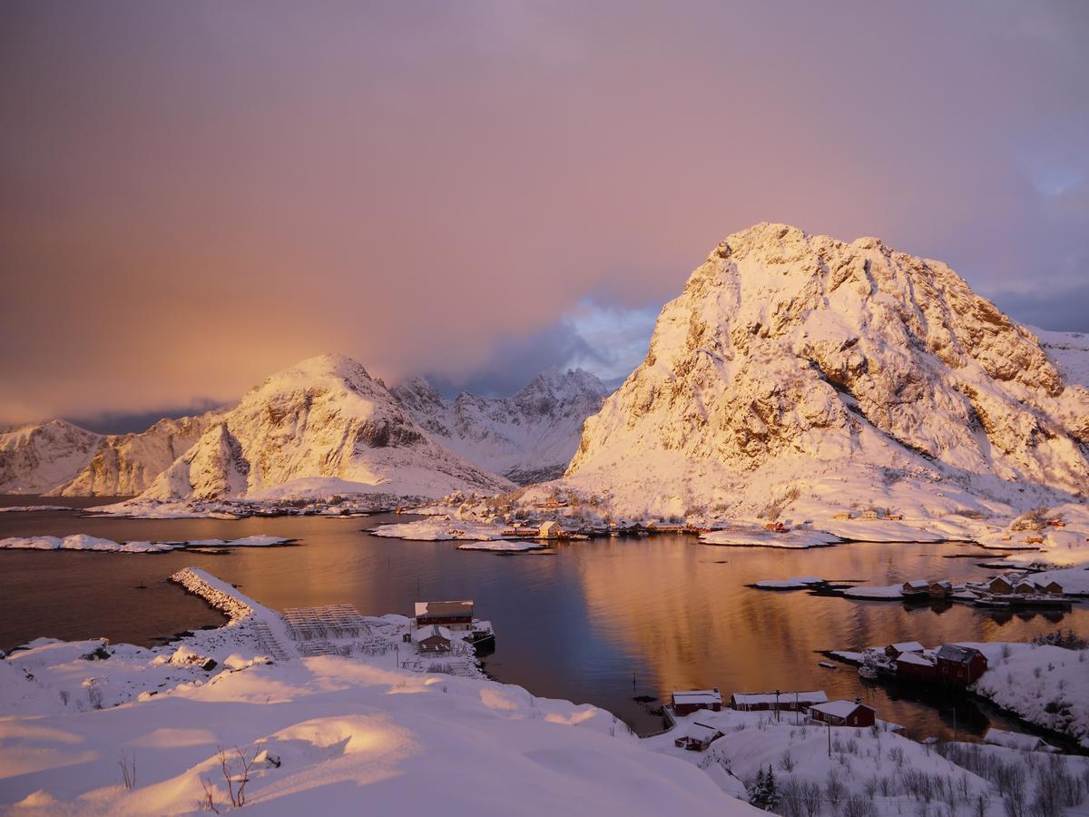 Lofoten Planet Basecamp Villa Sorvagen Luaran gambar